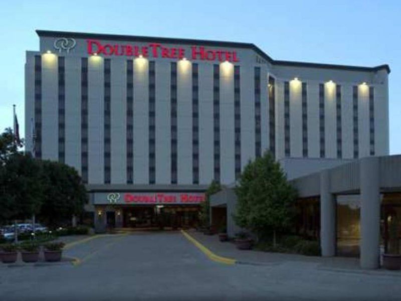 Doubletree By Hilton Dallas Near The Galleria Екстериор снимка